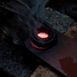 钢件在进行高频淬火机淬火时有哪几种方法？为什么淬火后表面的硬度较高呢？