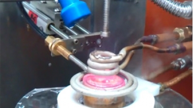 四通阀端盖自动焊接专机