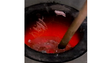 倾翻式高频感应加热熔铝炉