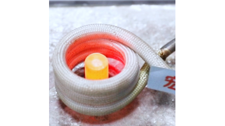 宏创高频：小型铁件透热工艺，精准加热成就精密成型