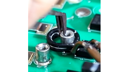 电路板焊接工艺：高频感应加热助力精密电子组装